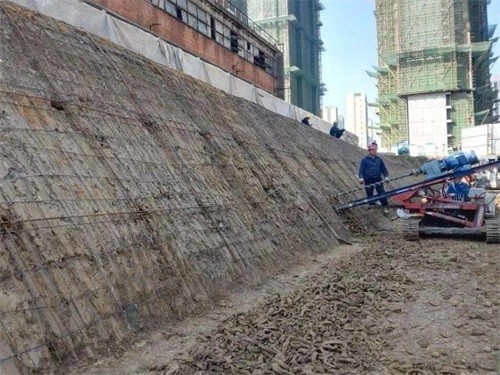 安源建筑边坡支护